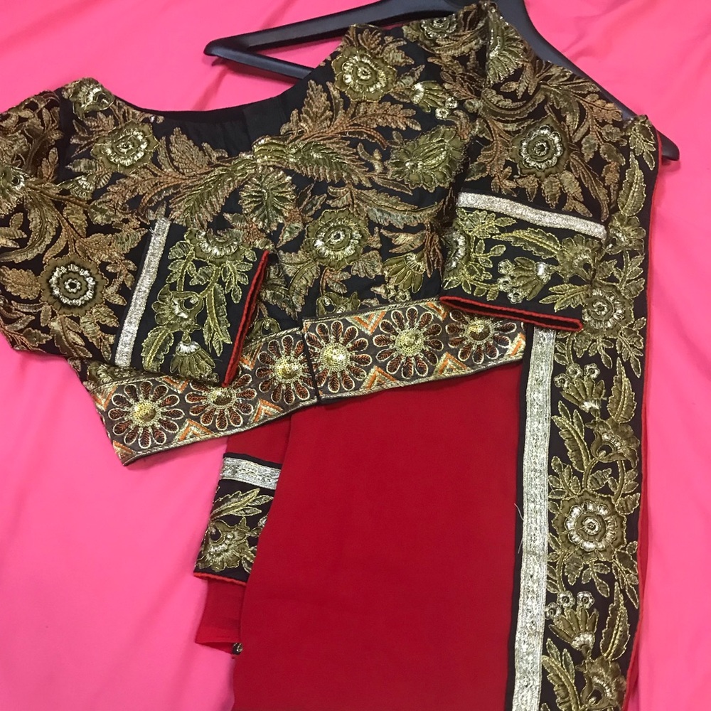 Georgette sari with beautiful blouse